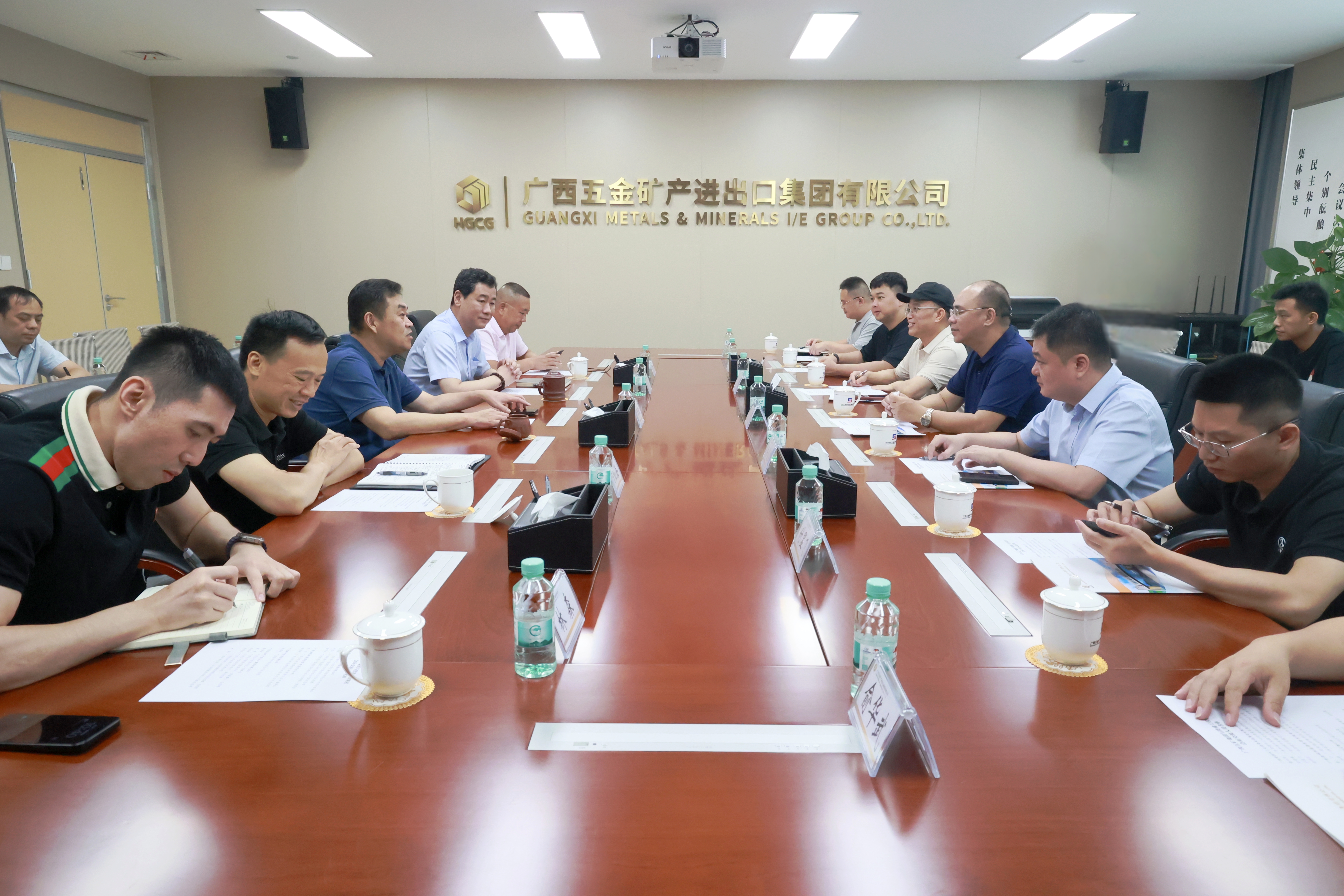 五礦動(dòng)態(tài) | 探索綜合能源合作新模式！曹津津會(huì)見(jiàn)貴港工投集團(tuán)隆永恒一行